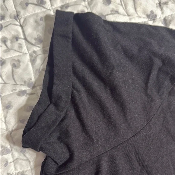 NWT Guns N' Roses Black Distressed T-Shirt - Picture 5 of 6